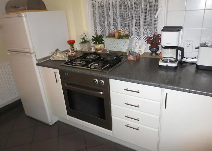 Szecsenyi Apartment *